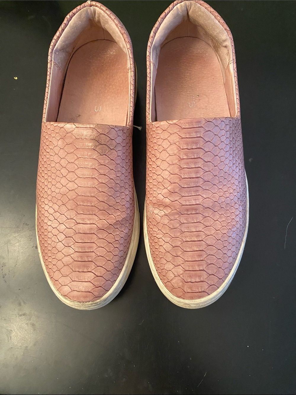 J Slides Dusty Pink Leather Slip on Sneakers size 8